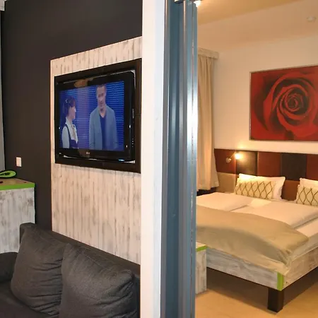 Landmark Am Kracauerplatz Hotell 2*