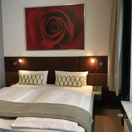 Landmark Am Kracauerplatz Hotel Berlin